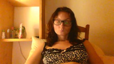 QueenDiva30 live cam on Cam4