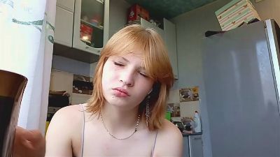QueenKataoka live cam on Cam4