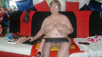 QueenPammy live cam on Cam4