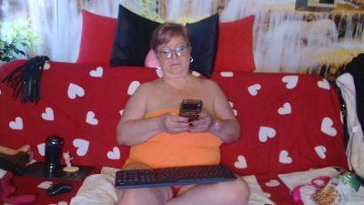 QueenPammy live cam on Cam4