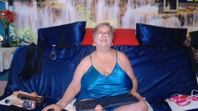 QueenPammy live cam on Cam4