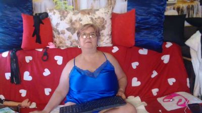 QueenPammy live cam on Cam4