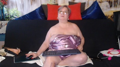 QueenPammy live cam on Cam4