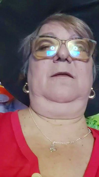 QueenPammy live cam on Cam4