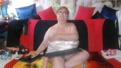 QueenPammy live cam on Cam4