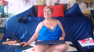 QueenPammy live cam on Cam4