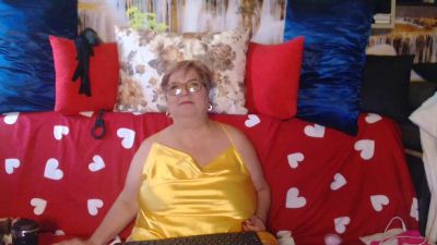 QueenPammy live cam on Cam4
