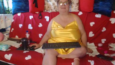 QueenPammy live cam on Cam4