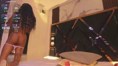 Queen_Rifanny live cam on Cam4