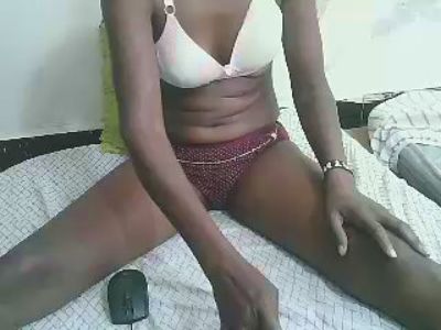 Queen_babbe live cam on Cam4