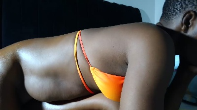 Queen_bettie live cam on Cam4
