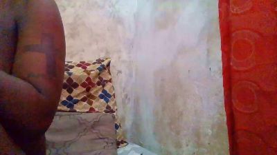 Queen_grasha live cam on Cam4
