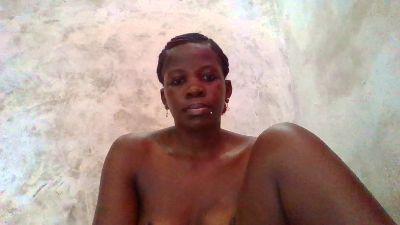 Queen_grasha live cam on Cam4