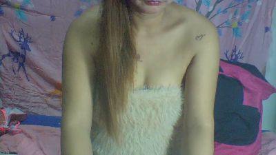 Queenlove4u live cam on Cam4