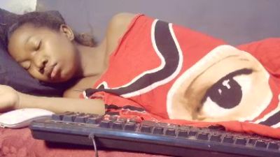 Quenneferry live cam on Cam4