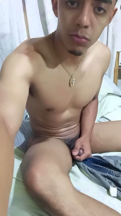 Quentaro live cam on Cam4