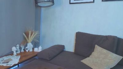 QuianaGrebe live cam on Cam4