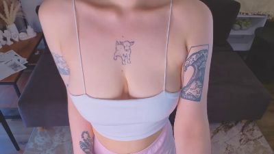QuianaGrebe live cam on Cam4