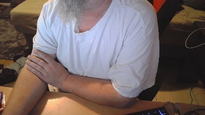 QuickFire live male webcam from United States