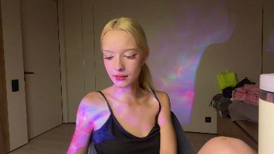 QuinnBallestas live cam on Cam4