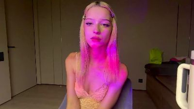 QuinnBallestas live cam on Cam4