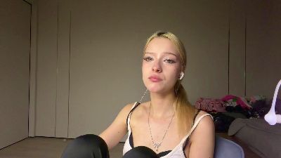 QuinnBallestas live cam on Cam4