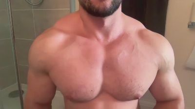 Quinny live cam on Cam4