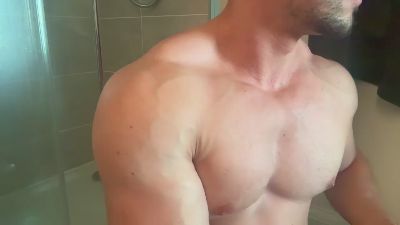 Quinny live cam on Cam4