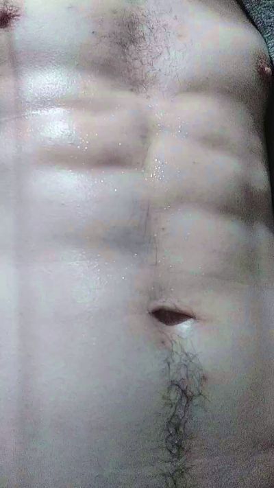 Quiquelopez1997 live cam on Cam4