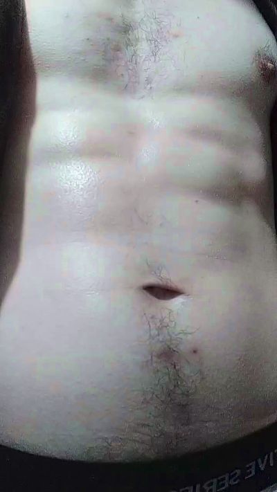 Quiquelopez1997 live cam on Cam4