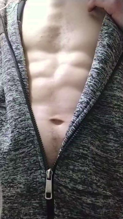 Quiquelopez1997 live cam on Cam4