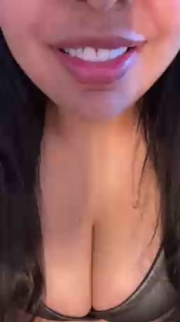 Quiqui28 live cam on Cam4