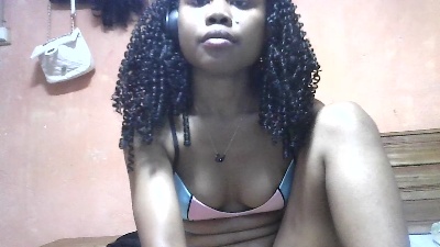 Quobi live cam on Cam4