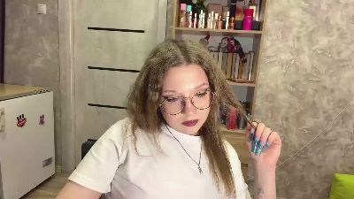 QuyenAguilera live cam on Cam4