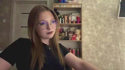 QuyenAguilera live cam on Cam4