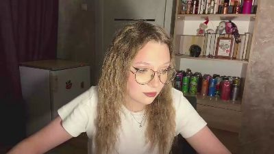 QuyenAguilera live cam on Cam4