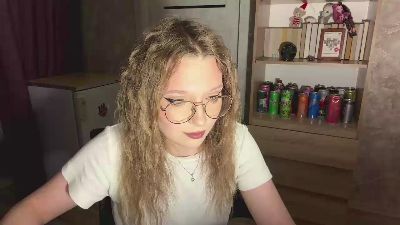 QuyenAguilera live cam on Cam4