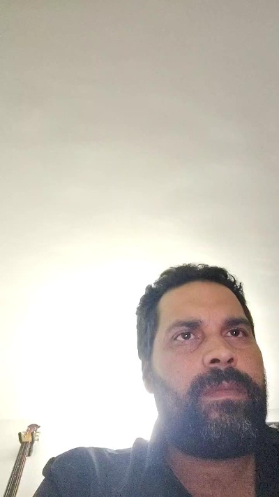 RAKNOZ live cam on Cam4