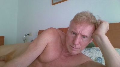 REDHEADALICANTE live cam on Cam4
