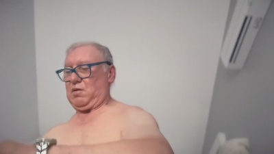 RIG70 live cam on Cam4