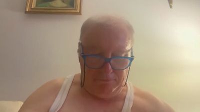 RIG70 live cam on Cam4