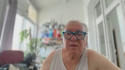 RIG70 live cam on Cam4
