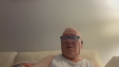 RIG70 live cam on Cam4