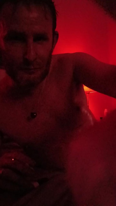 RKW87 live cam on Cam4