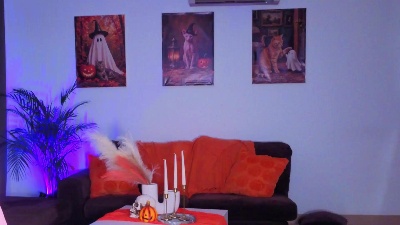 ROBYN_bronze live cam on Cam4