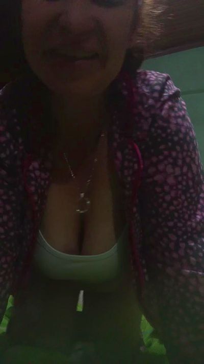 ROCHITBAST live cam on Cam4