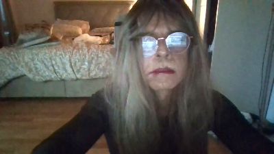 ROSECROSS live cam on Cam4