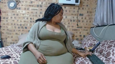 RUBYBOOTY live cam on Cam4