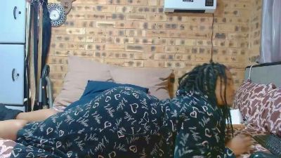 RUBYBOOTY live cam on Cam4