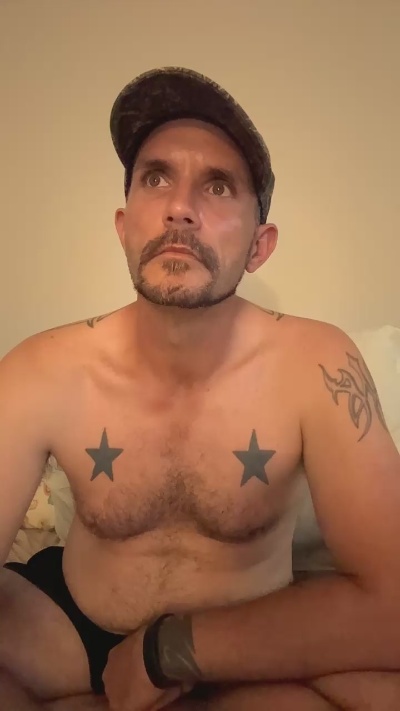 R_malcom live cam on Cam4